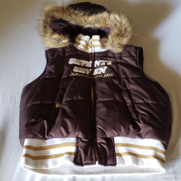 COPY - SEVENTY SEVEN VEST WITH HOOD LARGE - Picture 1 of 4